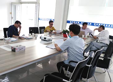 專業(yè)技術(shù)團隊量身定制解決方案